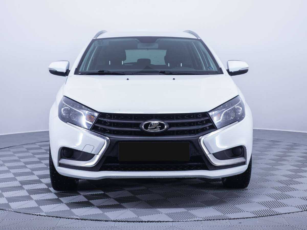 Lada (ВАЗ) Vesta 2018 года с пробегом. Фото: #1