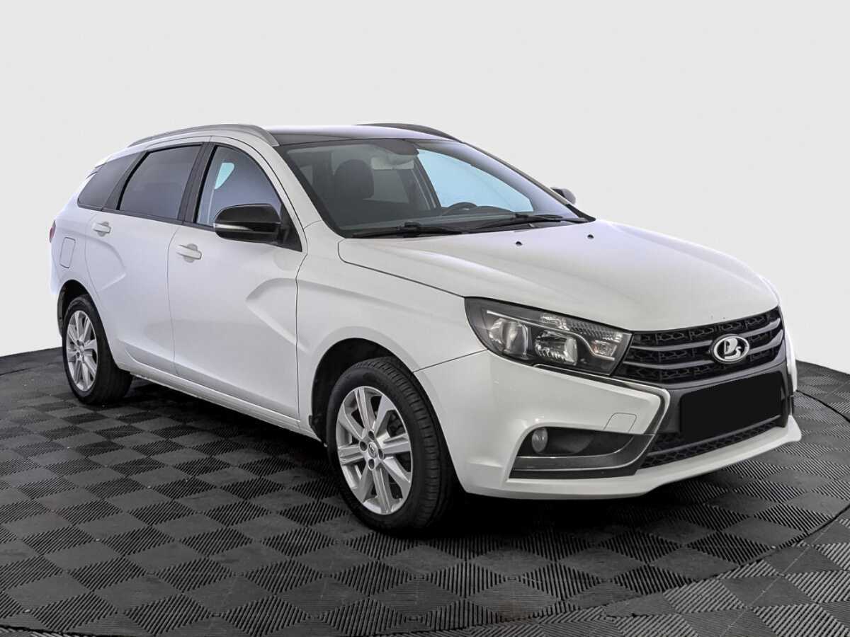 Lada (ВАЗ) Vesta 2021 года с пробегом. Фото: #2
