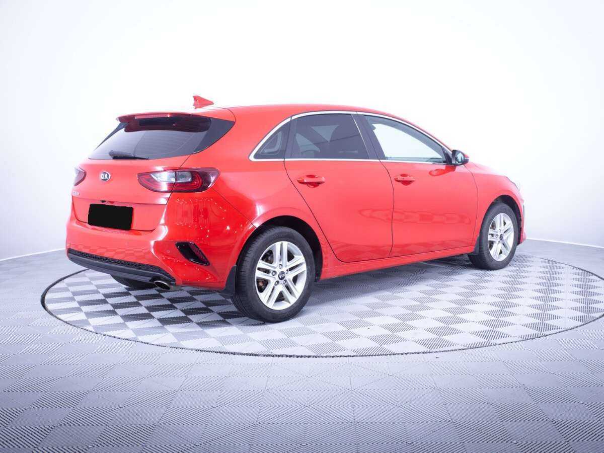 Kia Ceed 2020 года с пробегом. Фото: #4