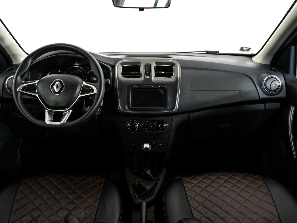 Renault Sandero 2018 года с пробегом. Фото: #7