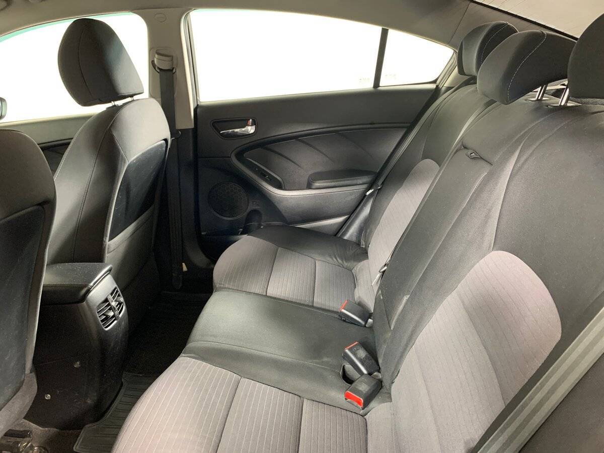 Kia Cerato 2013 года с пробегом. Фото: #17