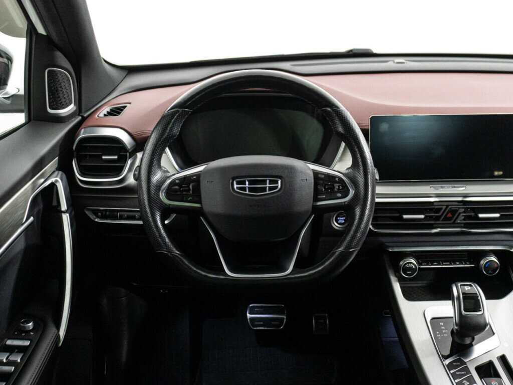 Geely Coolray 2021 года с пробегом. Фото: #18