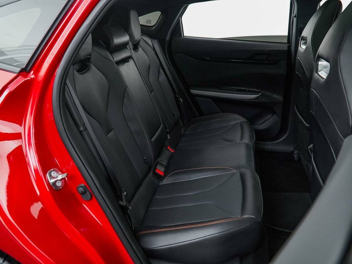 Changan UNI-V 2023 года с пробегом. Фото: #8