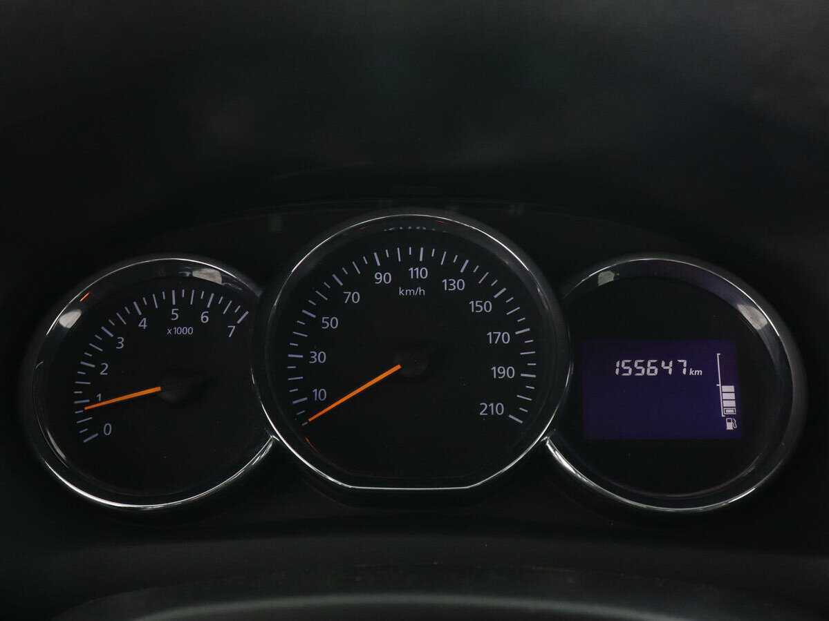 Renault Logan 2014 года с пробегом. Фото: #6