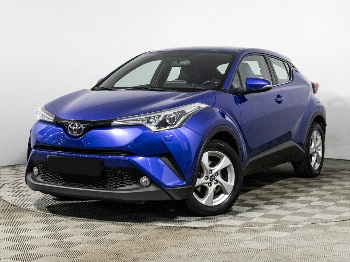 Toyota C-HR 2019 года с пробегом. Фото: #0