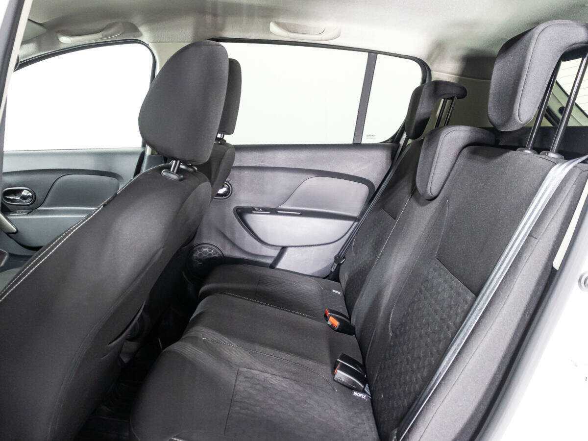Renault Sandero 2020 года с пробегом. Фото: #9