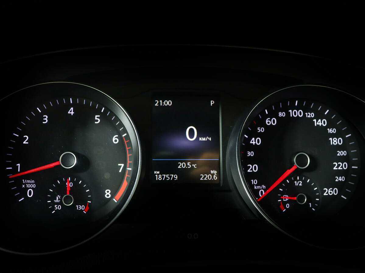 Volkswagen Passat 2017 года с пробегом. Фото: #8