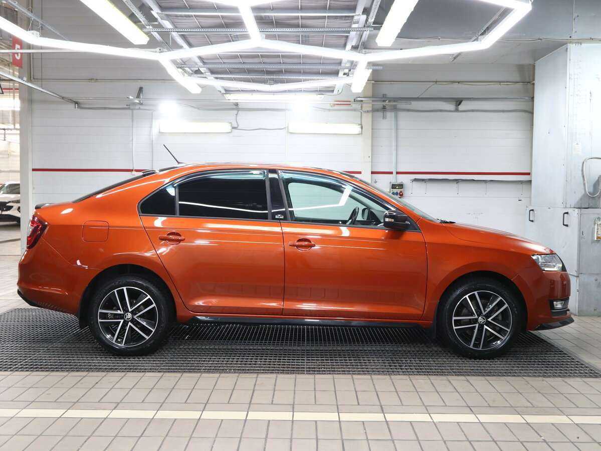 Skoda Rapid 2018 года с пробегом. Фото: #13