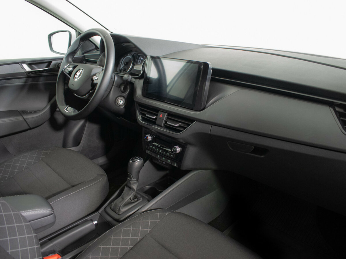 Skoda Rapid 2021 года с пробегом. Фото: #6