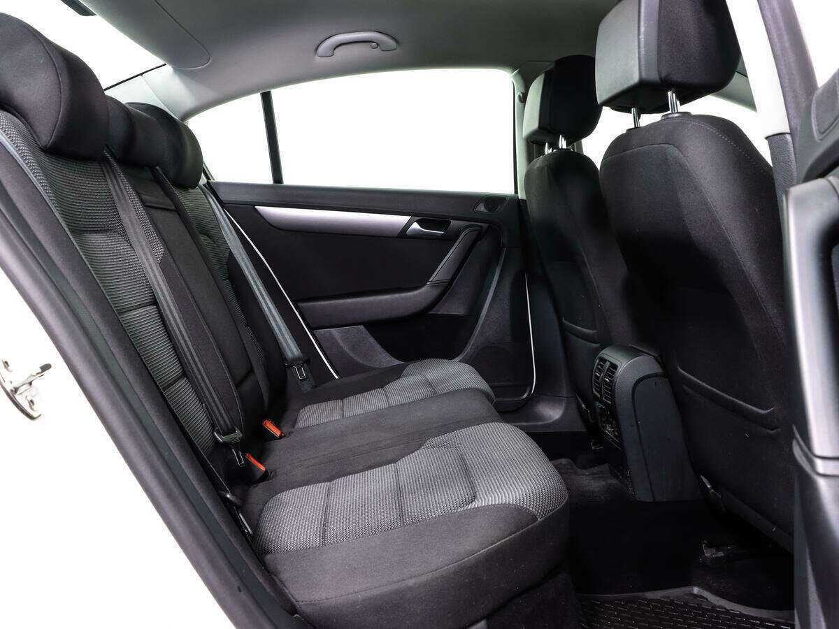 Volkswagen Passat 2014 года с пробегом. Фото: #12