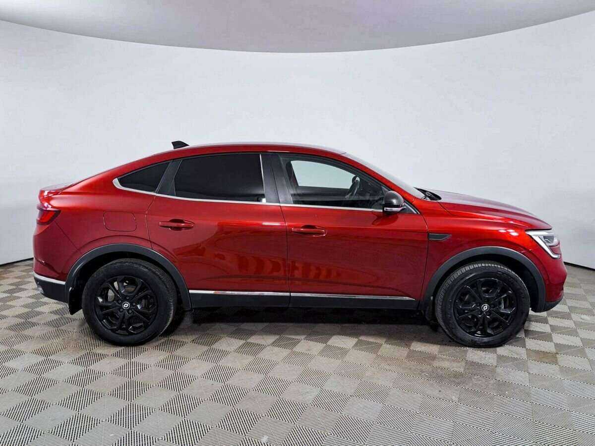 Renault Arkana 2021 года с пробегом. Фото: #3