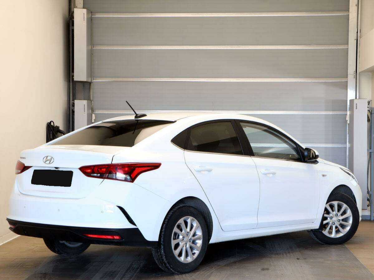 Hyundai Solaris 2020 года с пробегом. Фото: #3