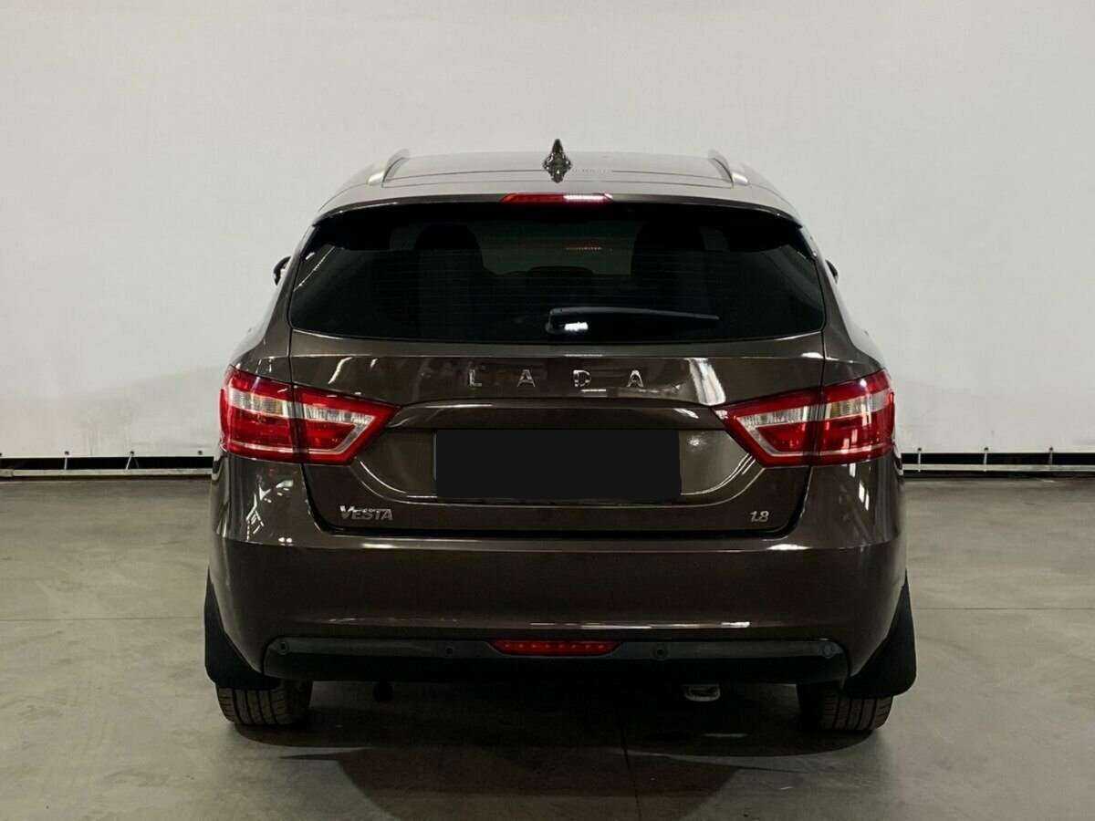 Lada (ВАЗ) Vesta 2018 года с пробегом. Фото: #5