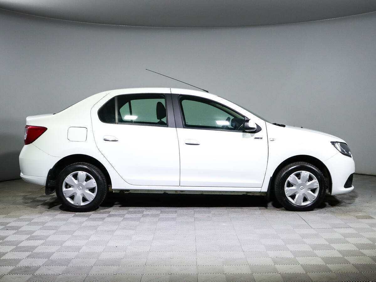 Renault Logan 2017 года с пробегом. Фото: #3