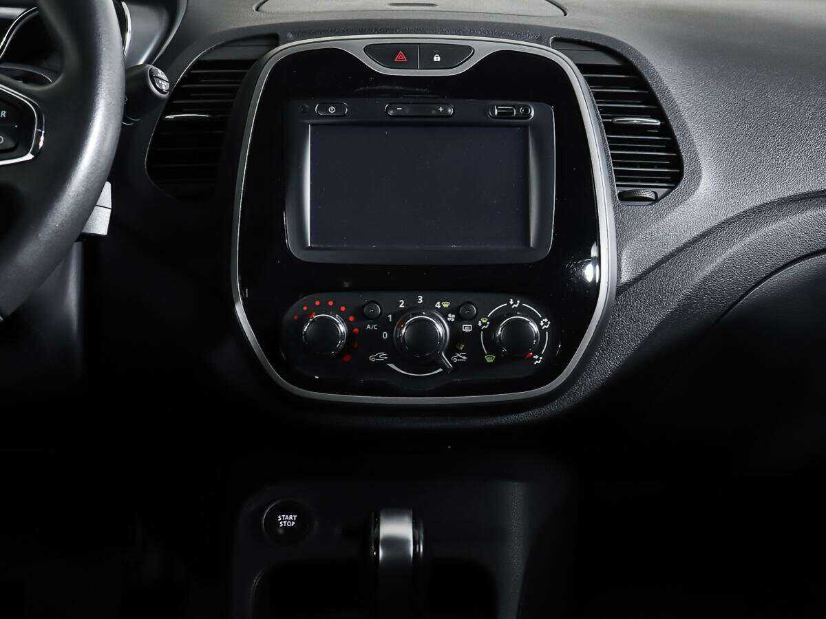 Renault Kaptur 2017 года с пробегом. Фото: #11