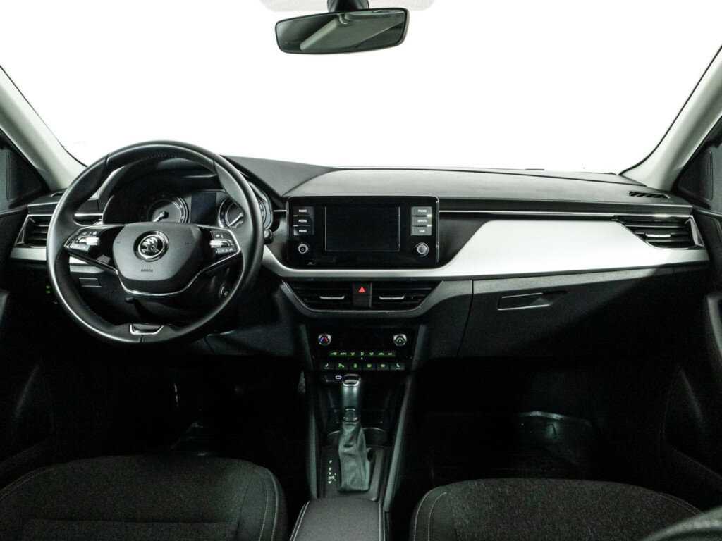 Skoda Rapid 2021 года с пробегом. Фото: #12