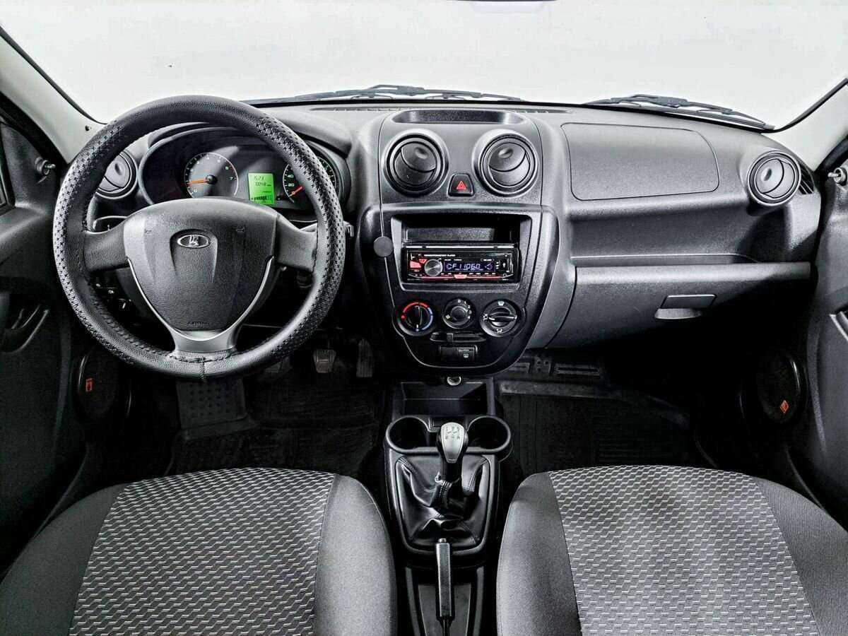 Lada (ВАЗ) Granta 2018 года с пробегом. Фото: #11