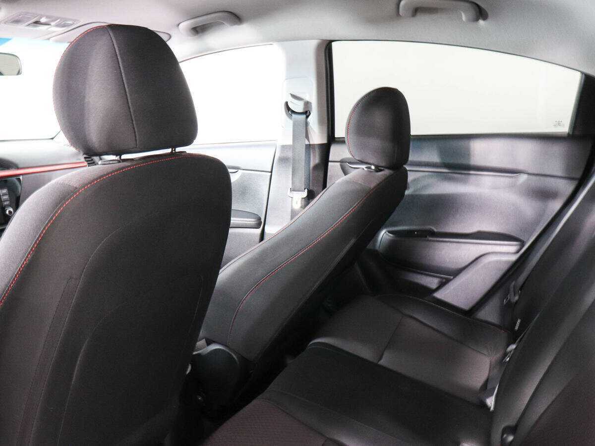 Kia Rio 2021 года с пробегом. Фото: #11