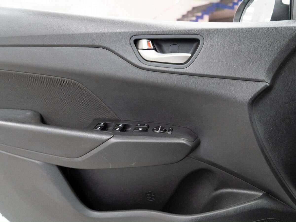 Hyundai Solaris 2019 года с пробегом. Фото: #12