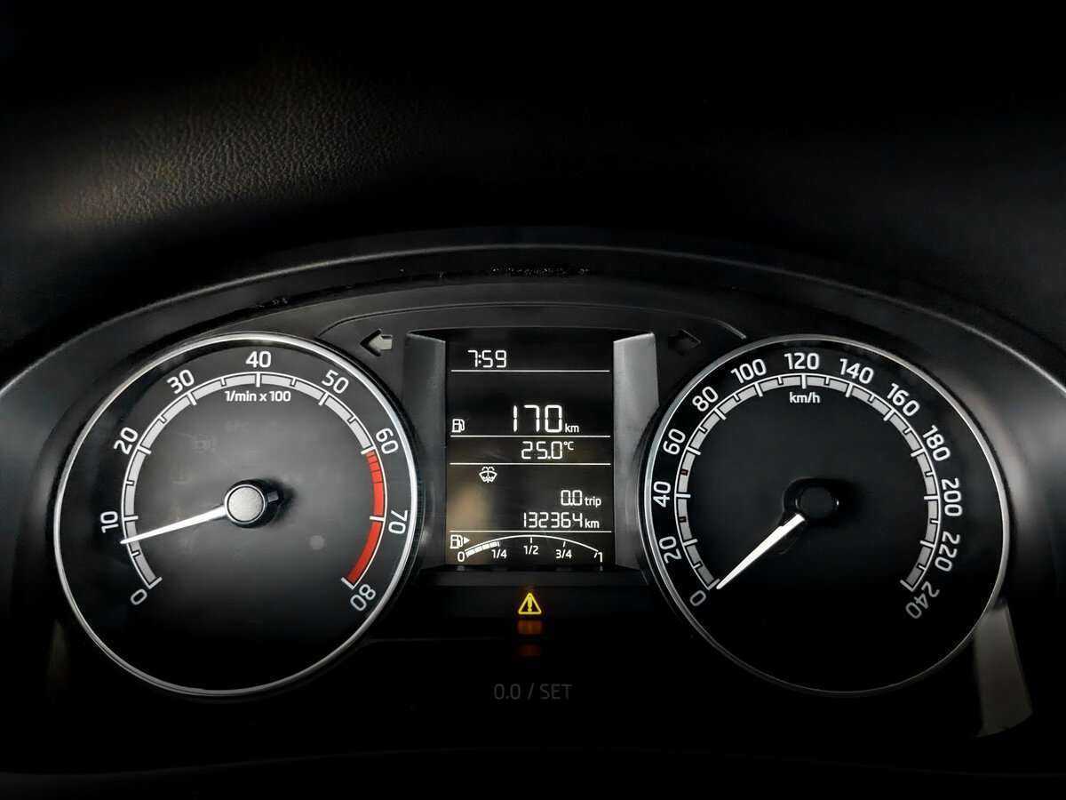 Skoda Rapid 2017 года с пробегом. Фото: #10