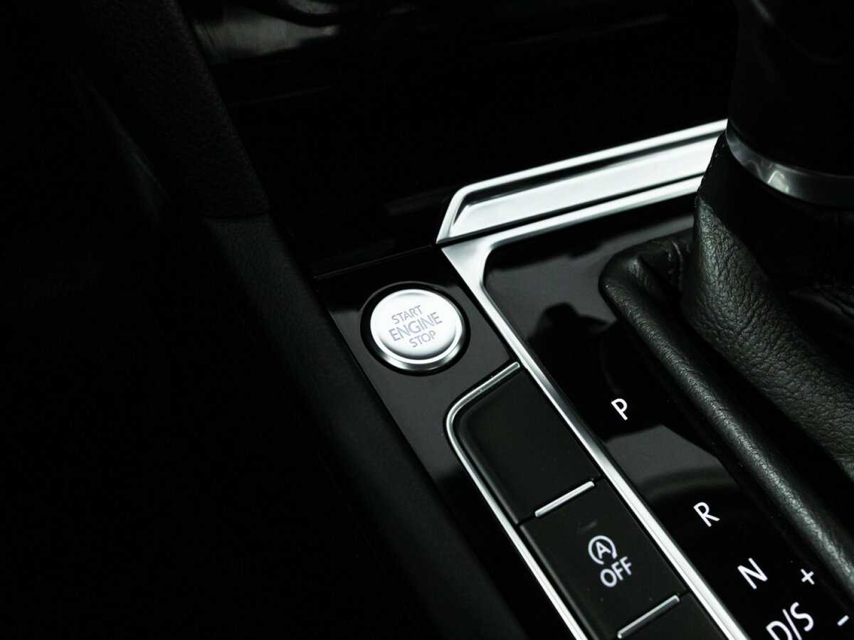 Volkswagen Passat 2017 года с пробегом. Фото: #18