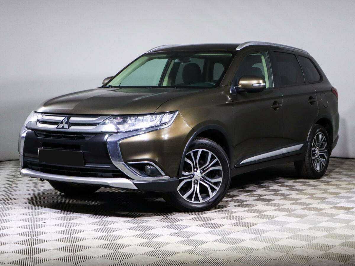 Mitsubishi Outlander 2018 года с пробегом. Фото: #0