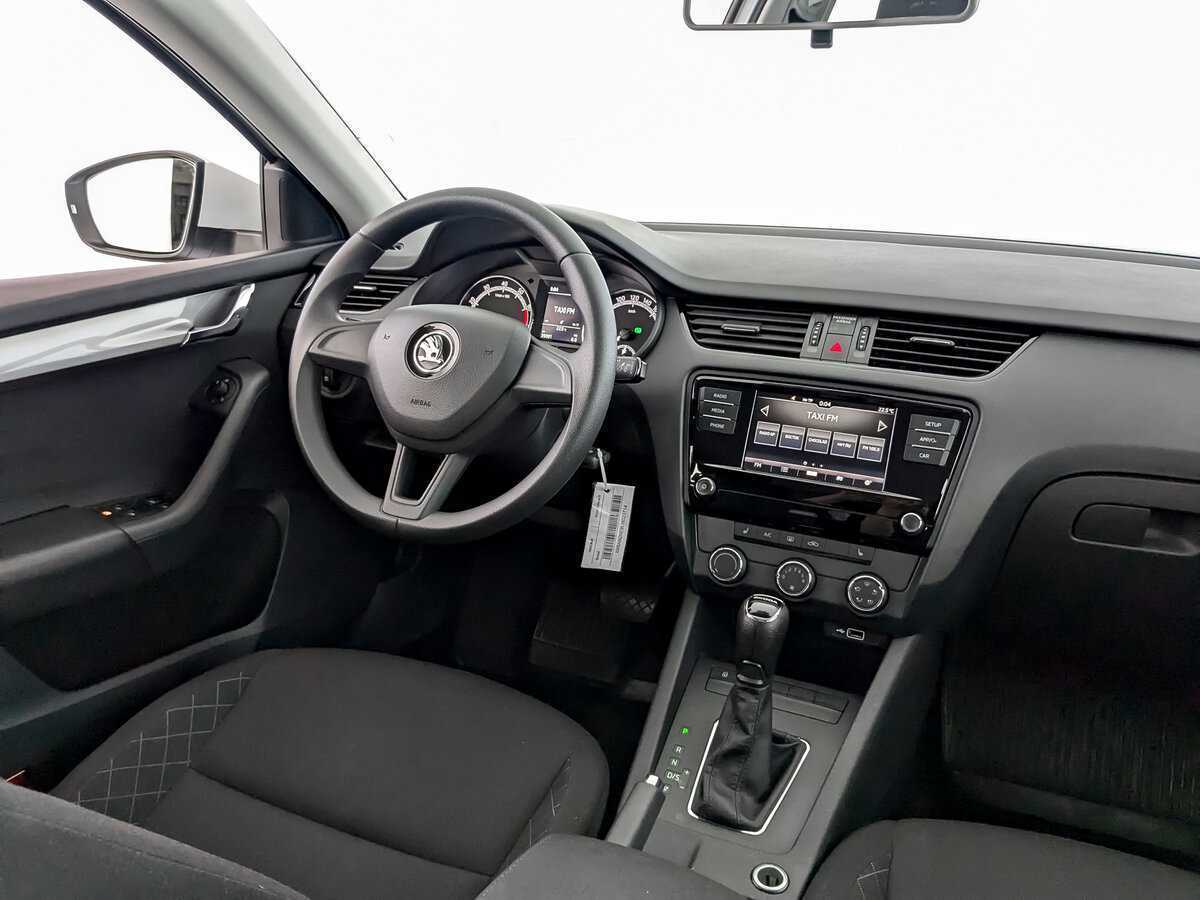 Skoda Octavia 2020 года с пробегом. Фото: #21