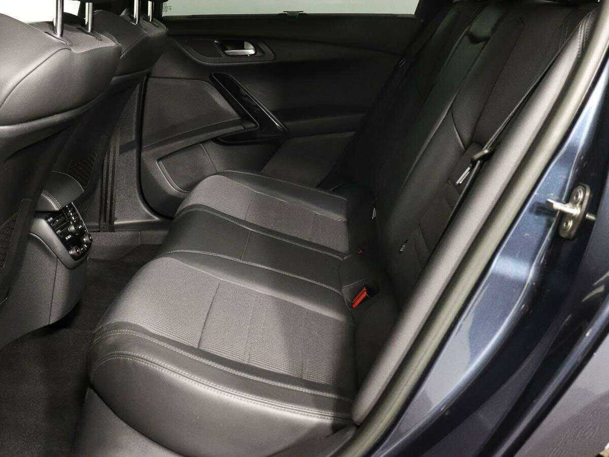 Peugeot 508 2012 года с пробегом. Фото: #7