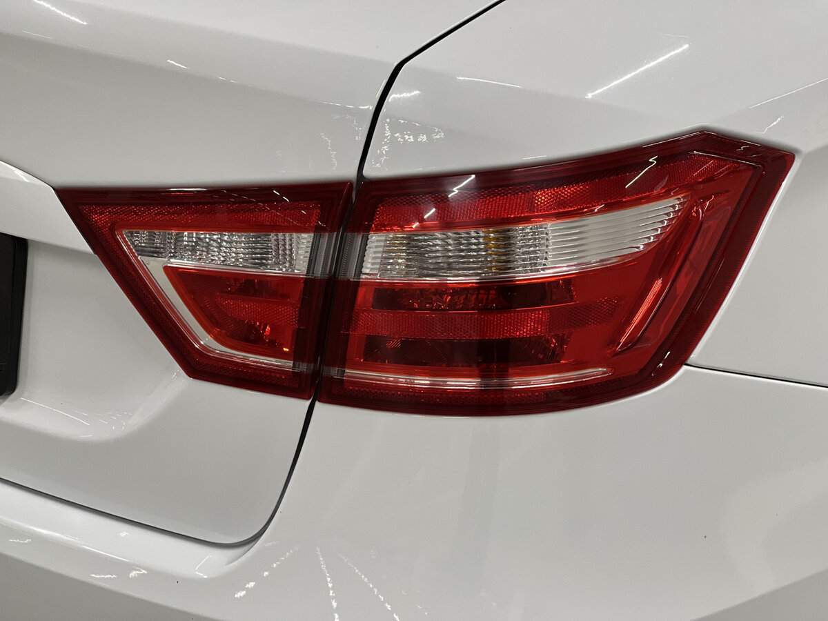 Lada (ВАЗ) Vesta 2018 года с пробегом. Фото: #8