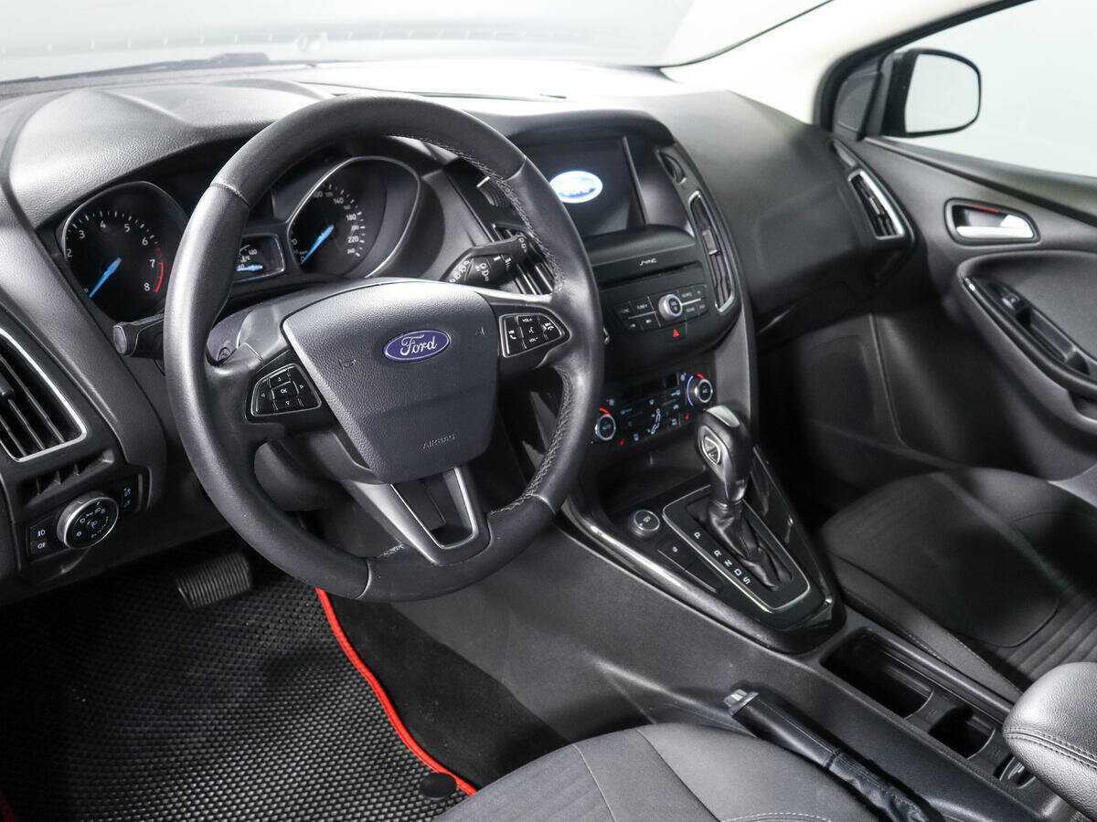 Ford Focus 2018 года с пробегом. Фото: #10