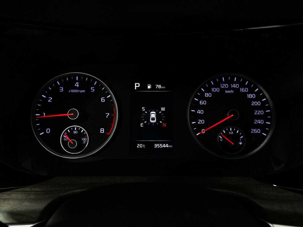 Kia K5 2020 года с пробегом. Фото: #11