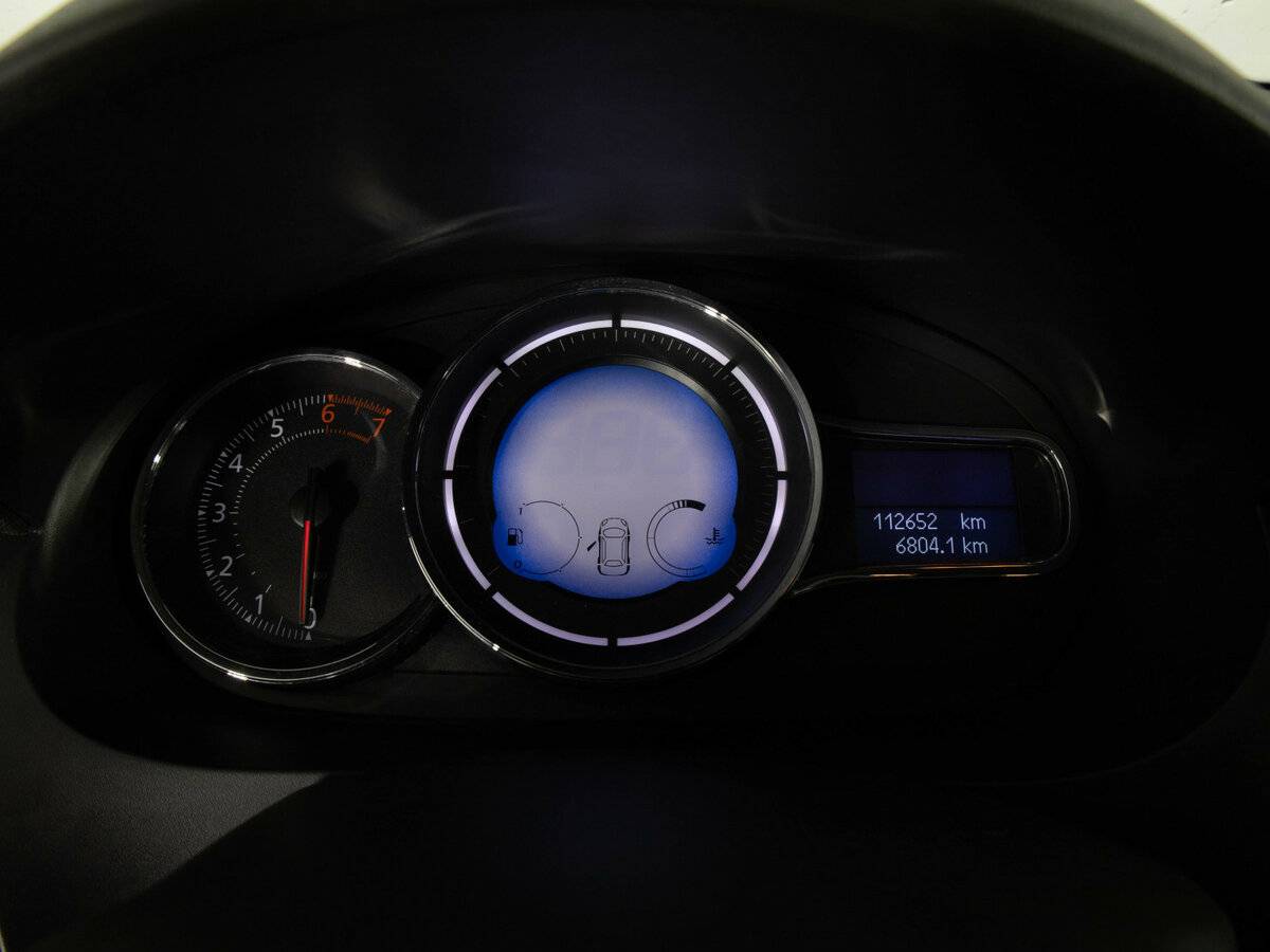 Renault Fluence 2014 года с пробегом. Фото: #8