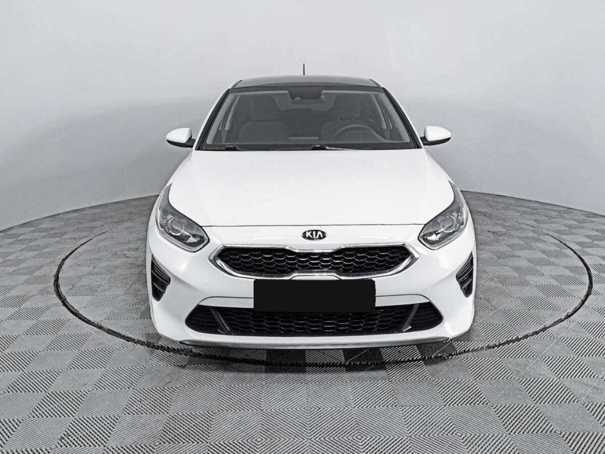 Kia Ceed 2019 года с пробегом. Фото: #1