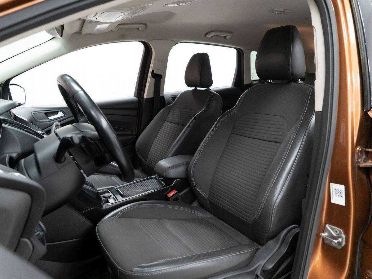 Ford Kuga 2017 года с пробегом. Фото: #5