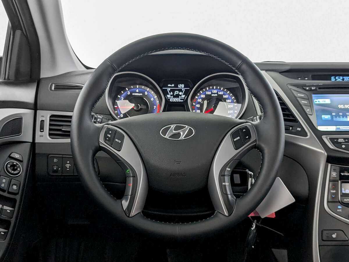 Hyundai Elantra 2014 года с пробегом. Фото: #16