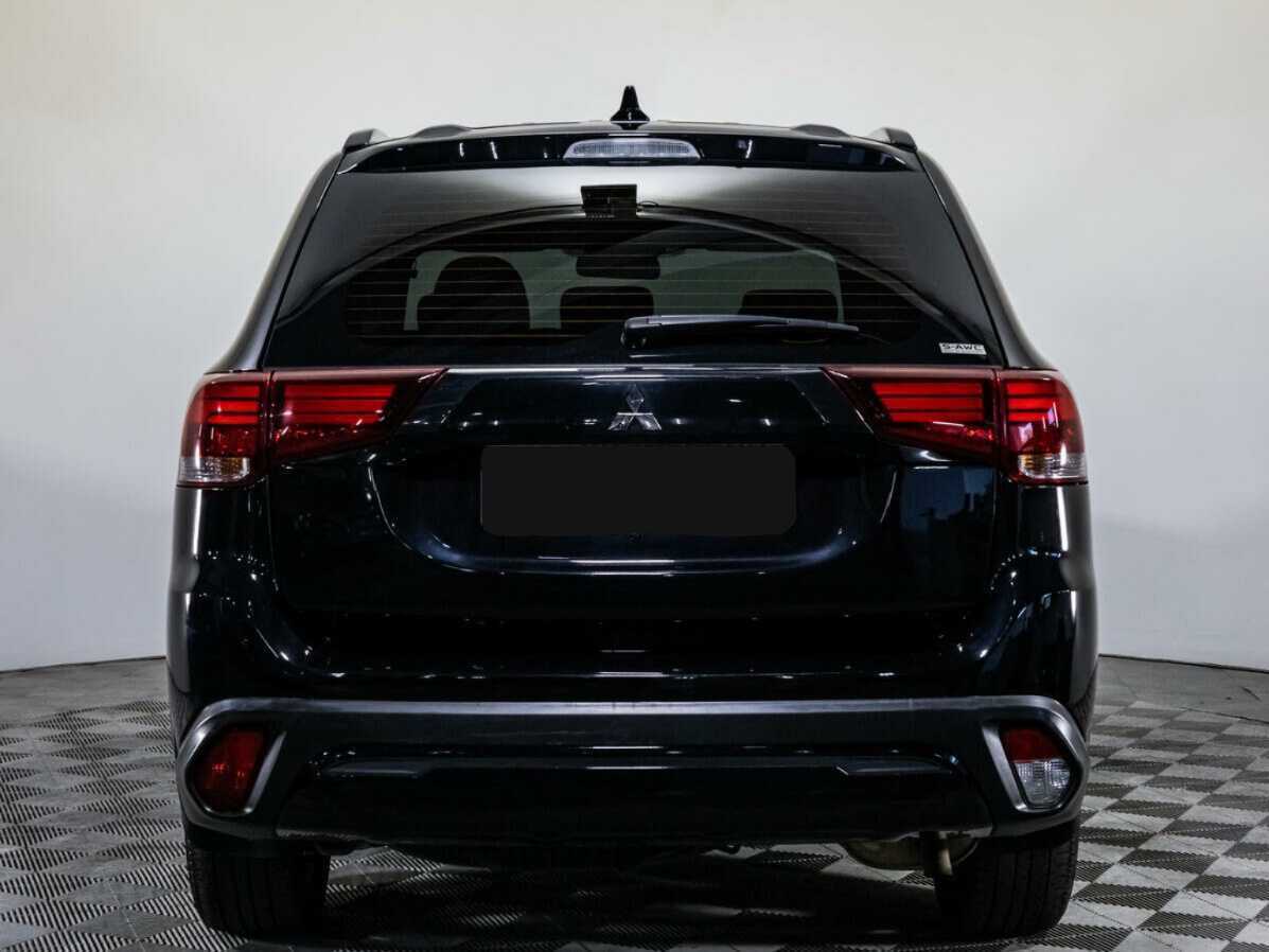 Mitsubishi Outlander 2021 года с пробегом. Фото: #4