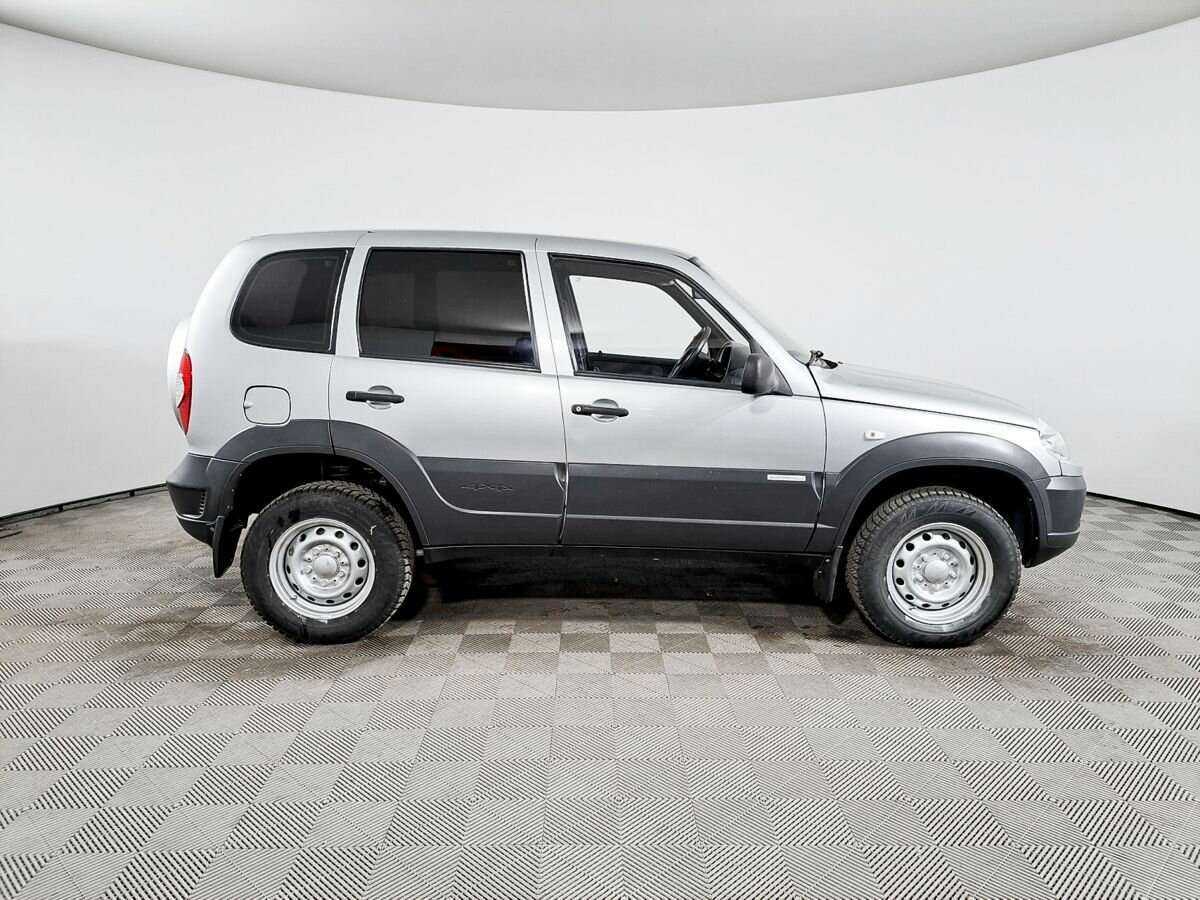 Chevrolet Niva 2013 года с пробегом. Фото: #3