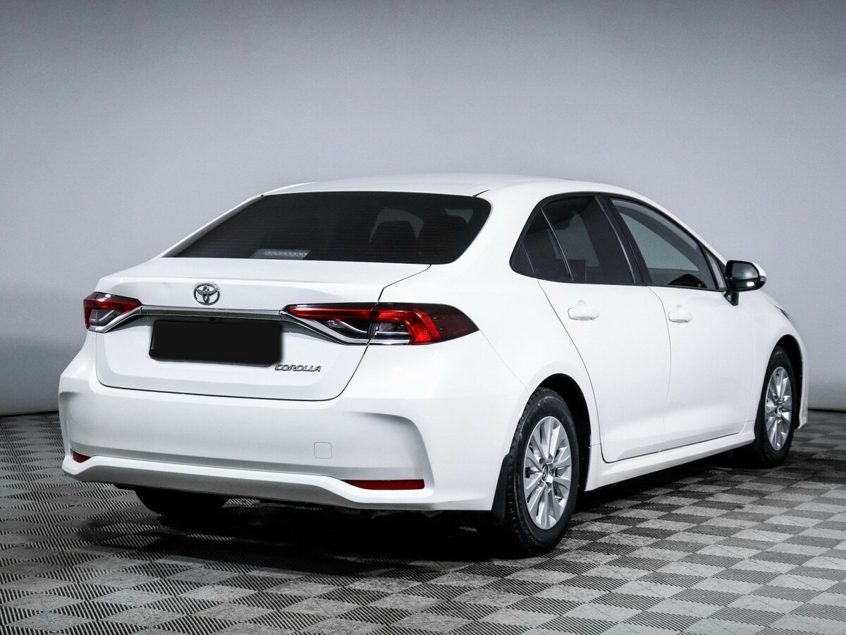 Toyota Corolla 2021 года с пробегом. Фото: #3