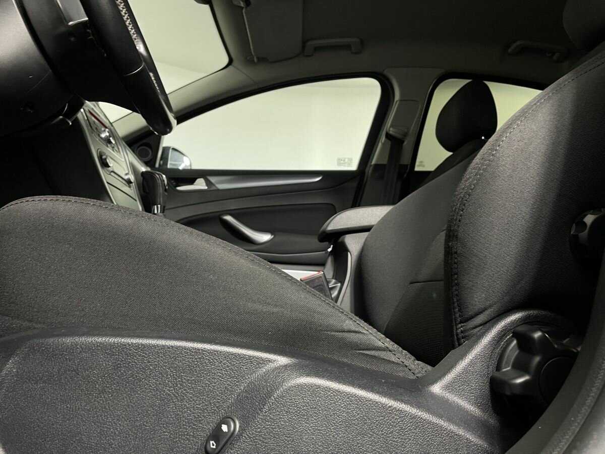 Ford Mondeo 2012 года с пробегом. Фото: #9