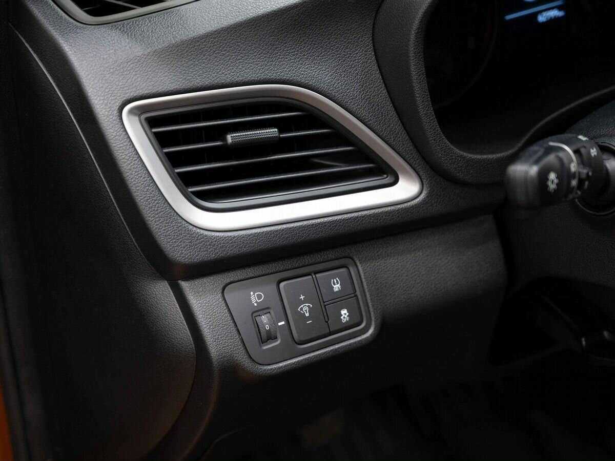 Hyundai Solaris 2018 года с пробегом. Фото: #18