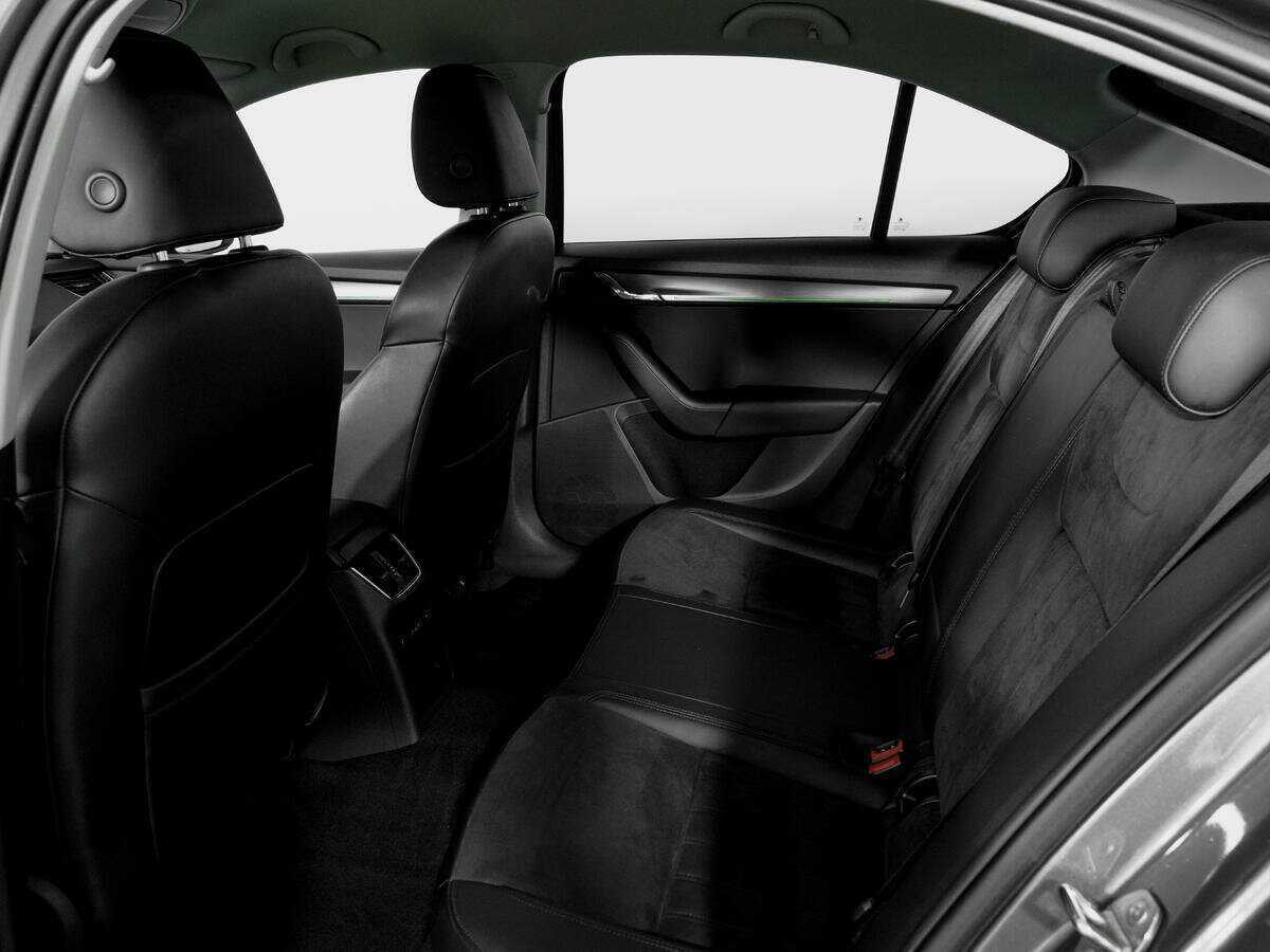 Skoda Octavia 2018 года с пробегом. Фото: #9