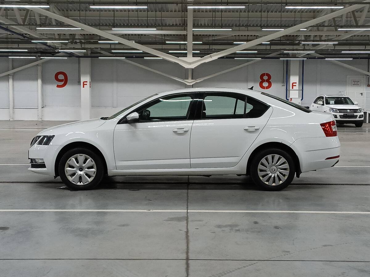 Skoda Octavia 2019 года с пробегом. Фото: #7