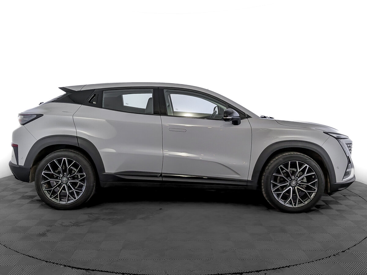 Changan UNI-T 2024 года с пробегом. Фото: #3