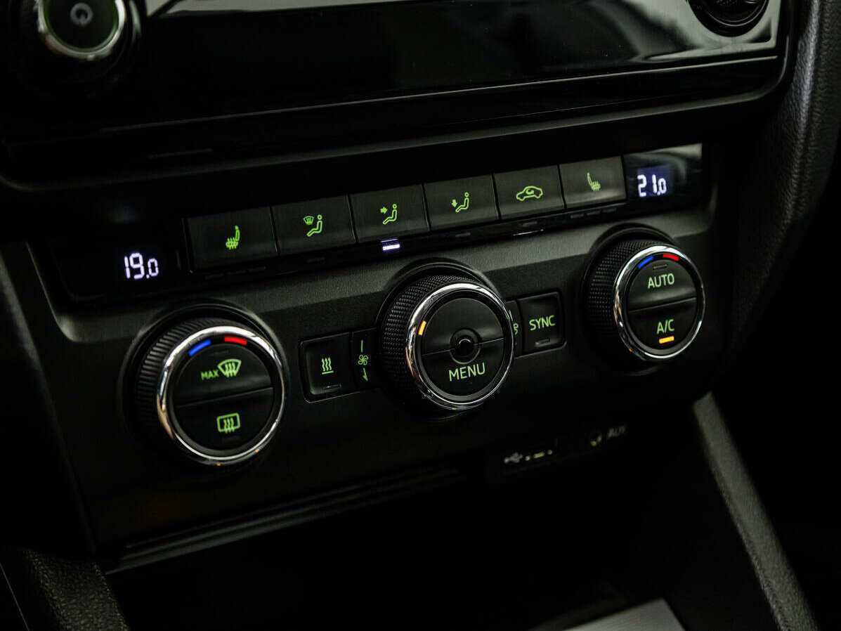 Skoda Octavia 2016 года с пробегом. Фото: #16