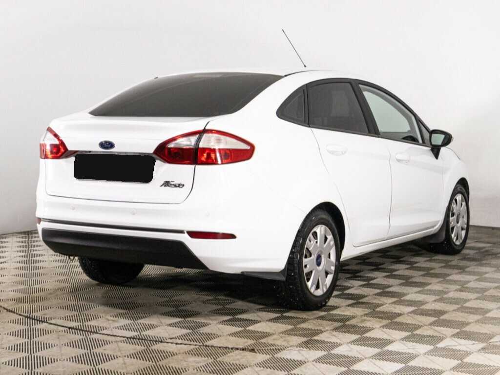Ford Fiesta 2015 года с пробегом. Фото: #4
