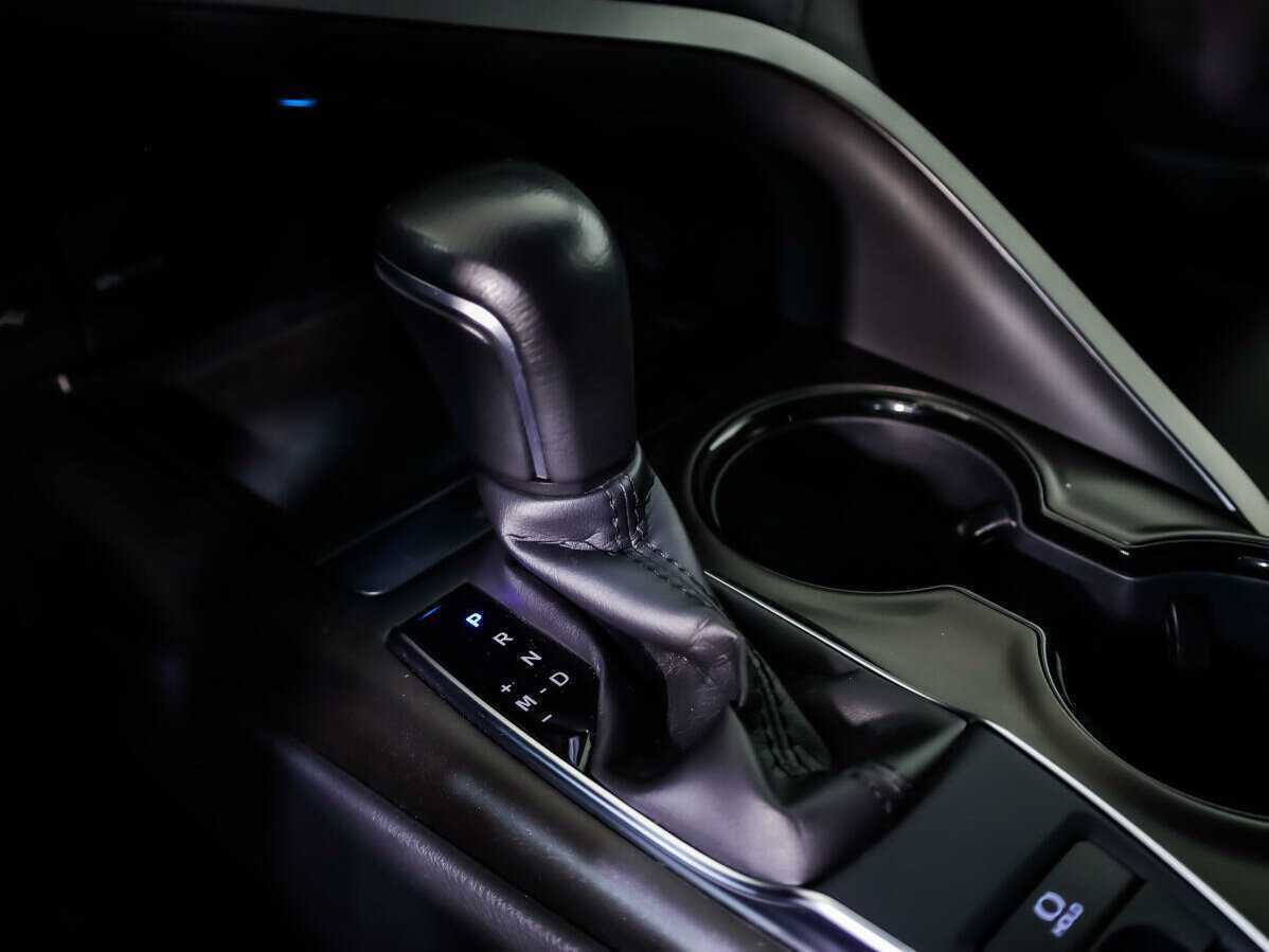 Toyota Camry 2022 года с пробегом. Фото: #14