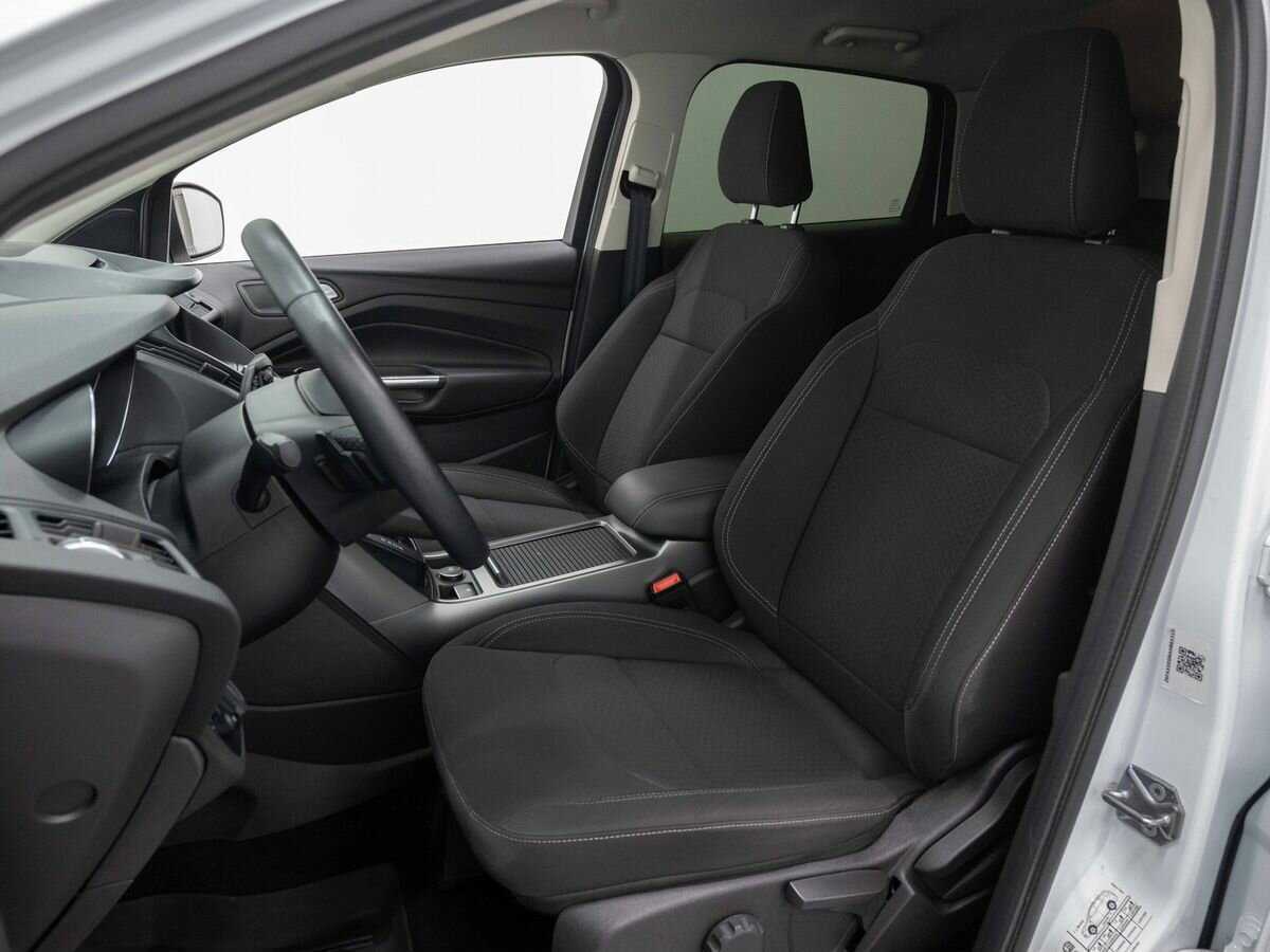 Ford Kuga 2017 года с пробегом. Фото: #9