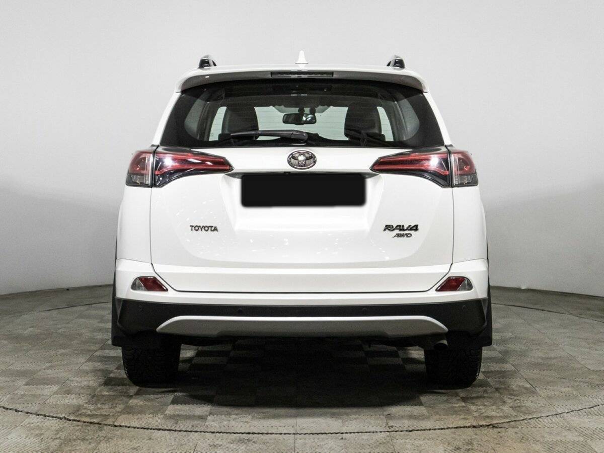 Toyota RAV4 2018 года с пробегом. Фото: #5