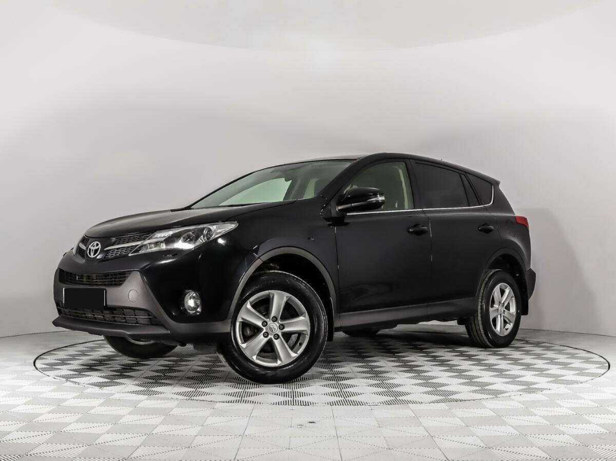Toyota RAV4 2013 года с пробегом. Посмотреть фото