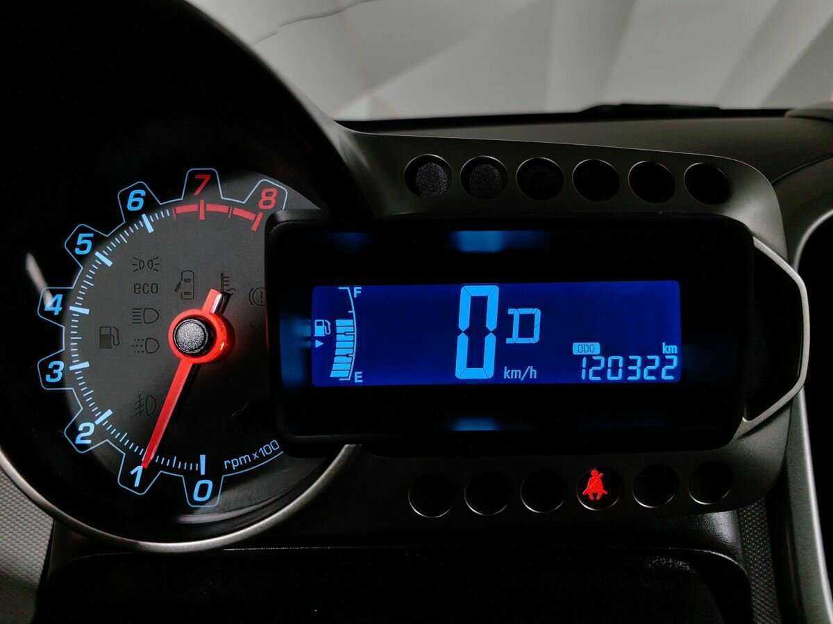 Chevrolet Aveo 2012 года с пробегом. Фото: #12